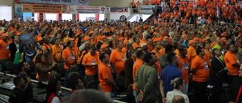 Sindicalistas filiados à Força Sindical pedem Fora Temer e expulsam ministro do trabalho do Congresso da central