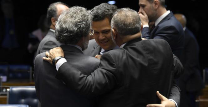 REFORMA DA PREVIDÊNCIA É APROVADA E APOSENTADORIA FICA MAIS DIFÍCIL PARA TRABALHADOR