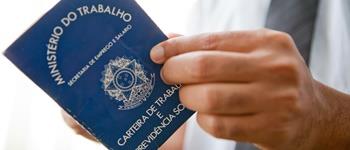 Temer descarta rever fim do imposto sindical, mas avalia contribuição